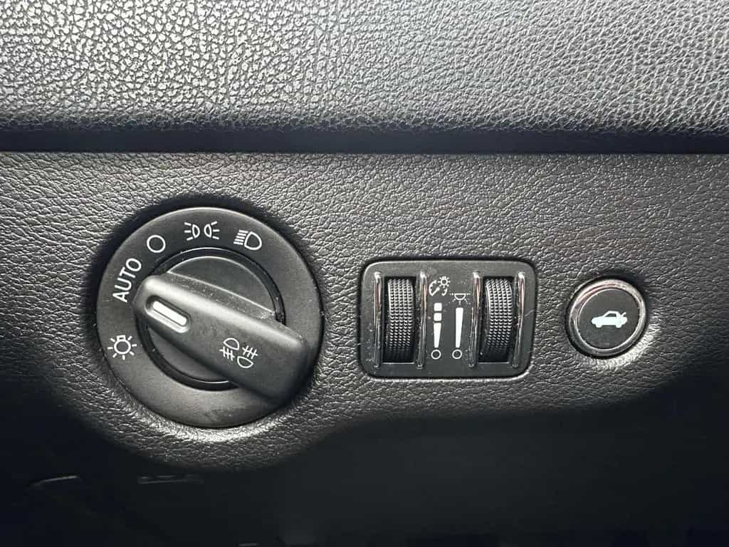 Lancia Thema 3.0 V6 Platinum 20Zoll/Alpine/Shz/Lhz/uvm 05/2013-photo-20