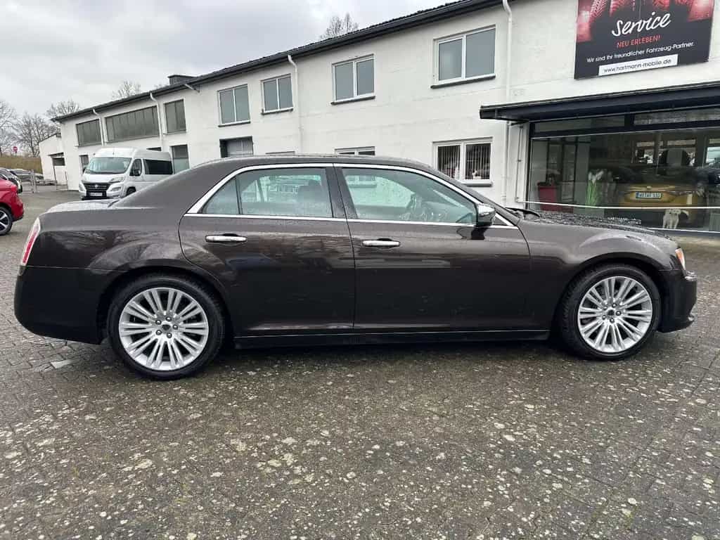 Lancia Thema 3.0 V6 Platinum 20Zoll/Alpine/Shz/Lhz/uvm 05/2013-photo-5