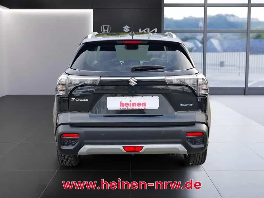 Suzuki (SX4) S-Cross S-Cross 1.5 AGS Comfort NAVI LED ACC 12/2024-photo-4