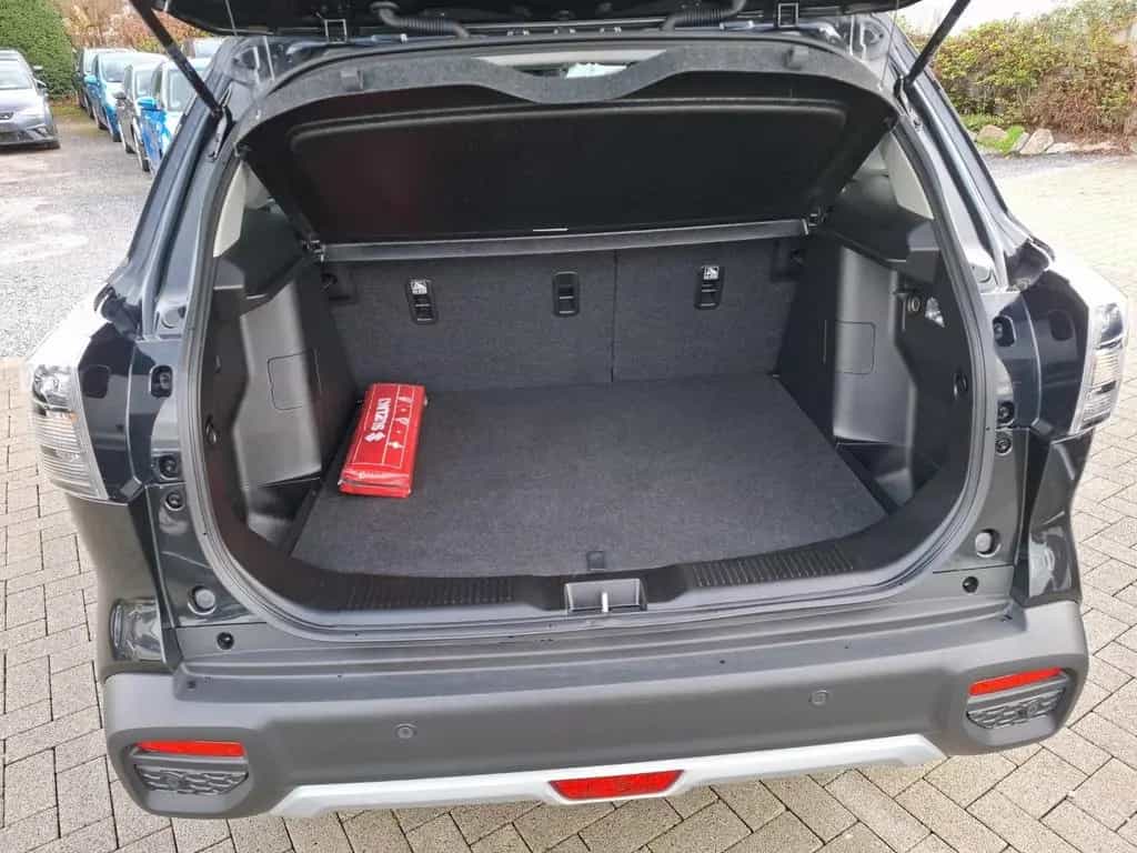 Suzuki (SX4) S-Cross S-Cross 1.5 AGS Comfort NAVI LED ACC 12/2024-photo-9
