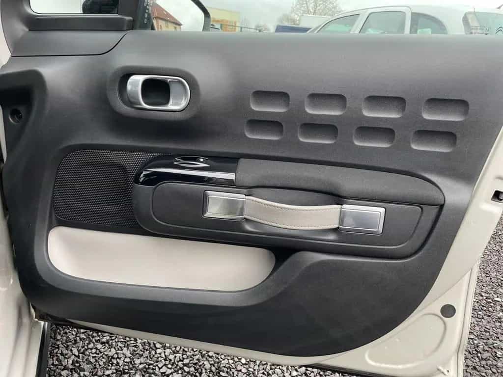 Citroën C3 Shine 10/2017-photo-22