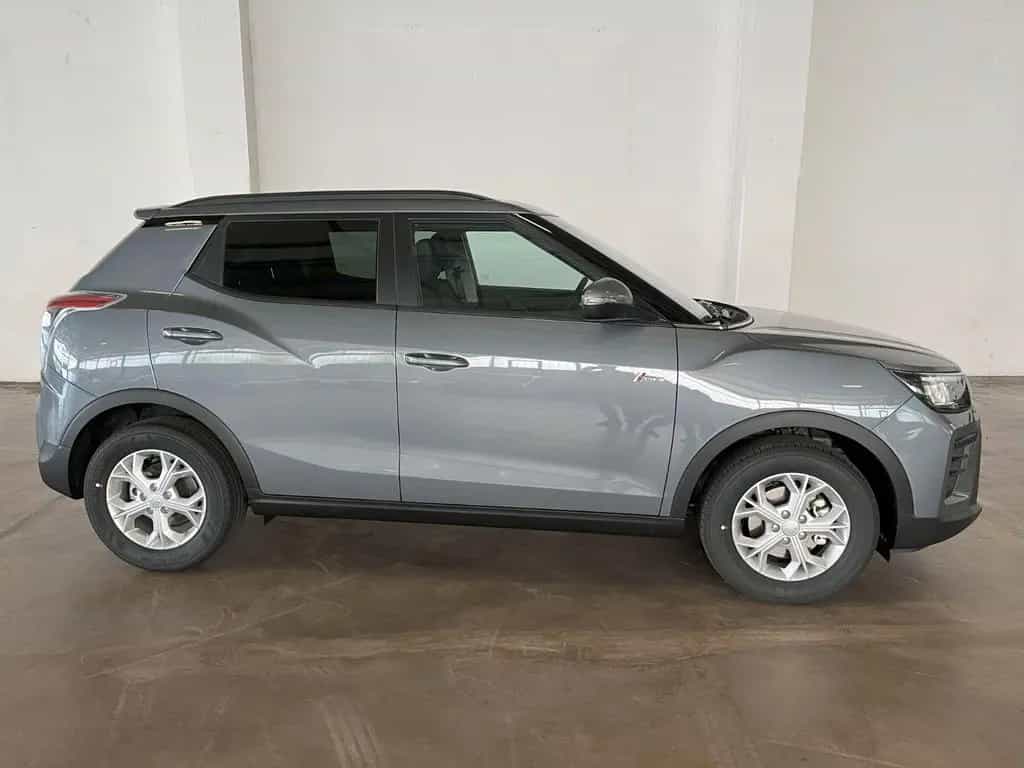Ssangyong Tivoli 1.5 Quartz 4x4 null-photo-2