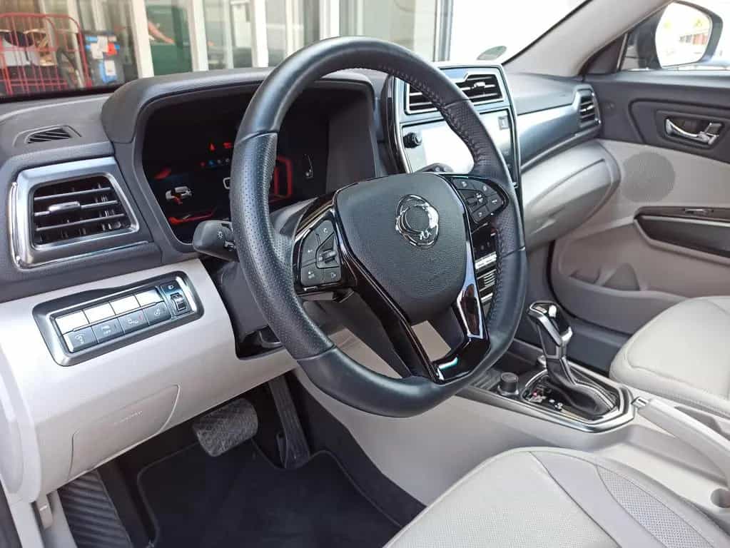 Ssangyong Tivoli Quartz 4x2 06/2024-photo-11