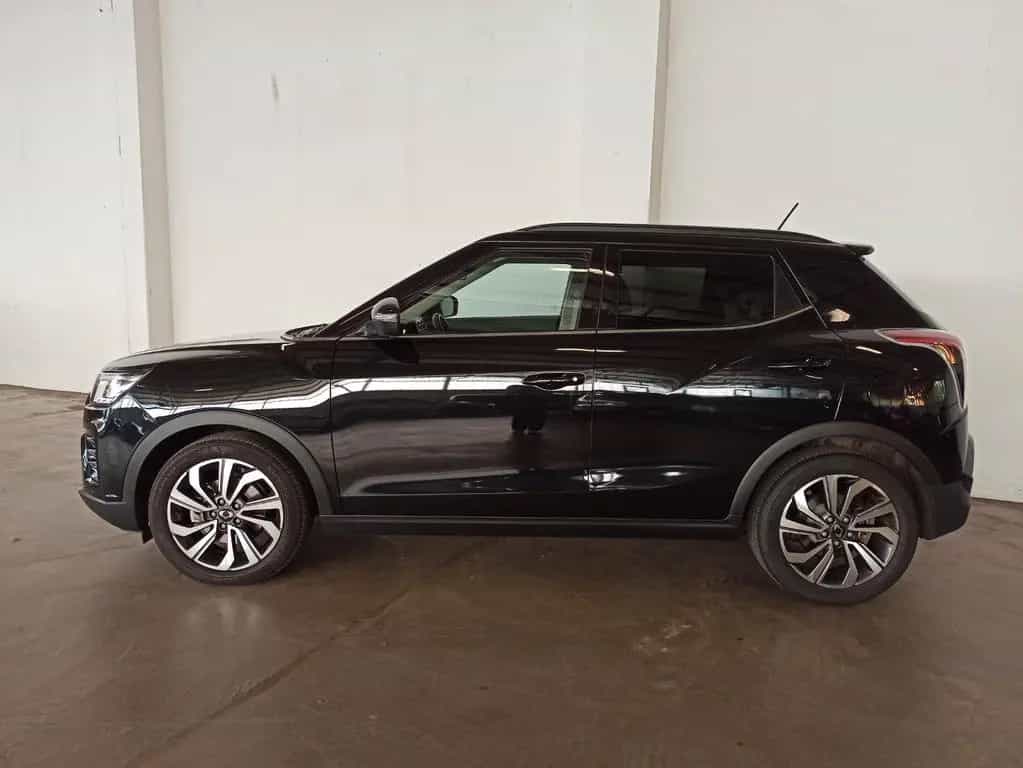 Ssangyong Tivoli Quartz 4x2 06/2024-photo-2