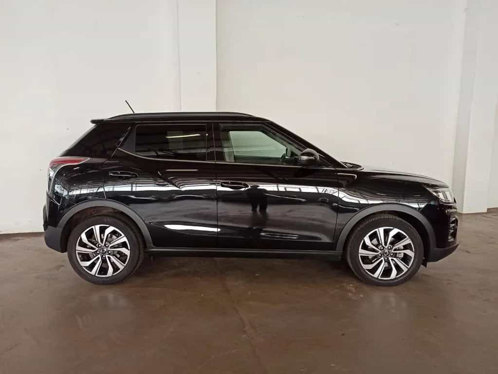Ssangyong Tivoli Quartz 4x2 06/2024-photo-3