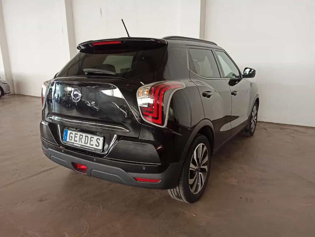 Ssangyong Tivoli Quartz 4x2 06/2024-photo-8