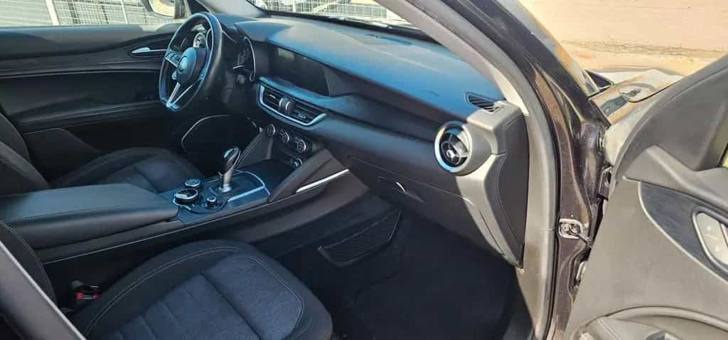 Alfa Romeo Stelvio 2.2 Turbodiesel 160 CV AT8 RW 06/2019-photo-14