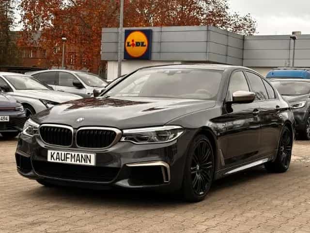 BMW M550 i xDrive LED HUD H&K KAM PANO 10/2019-photo-0