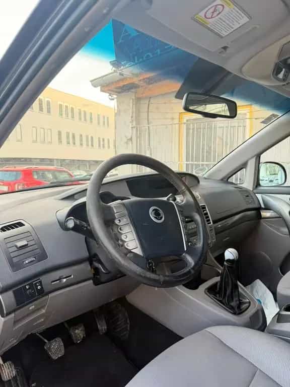 Ssangyong Rodius Sapphire 4WD 4X4 05/2015-photo-10