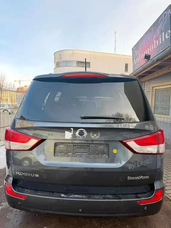 Ssangyong Rodius Sapphire 4WD 4X4 05/2015-photo-5