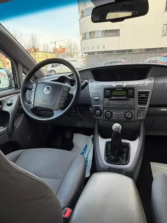 Ssangyong Rodius Sapphire 4WD 4X4 05/2015-photo-8