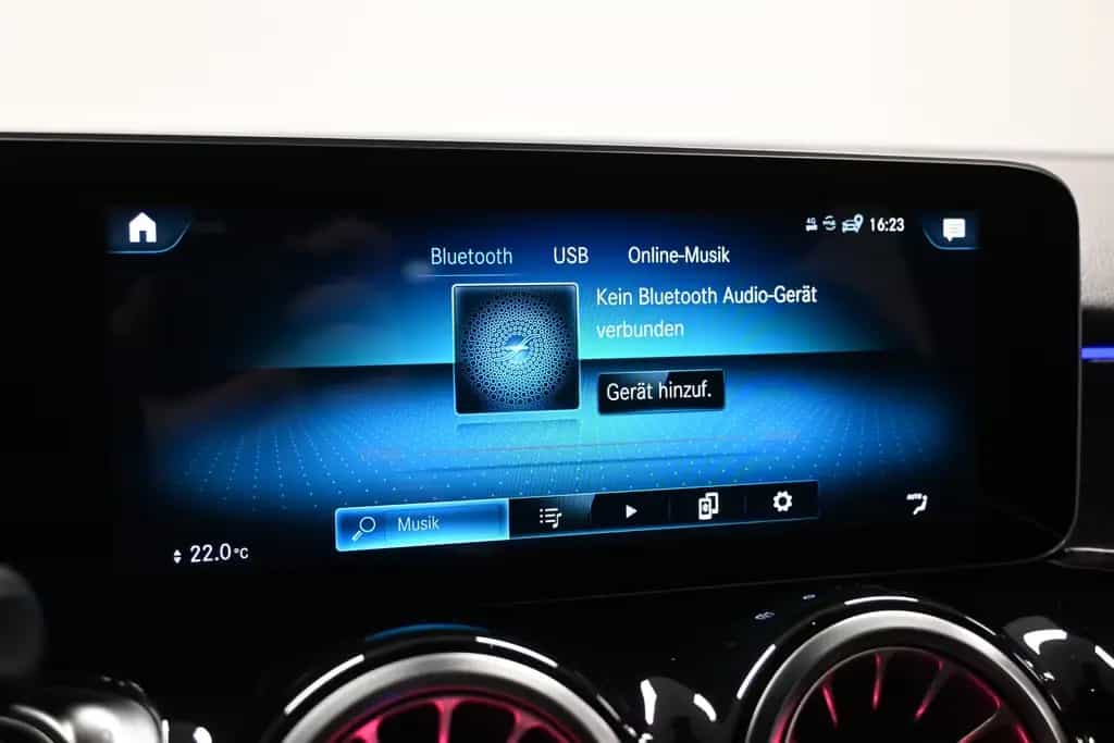 Mercedes-Benz GLB 200 AMG-LINE *KAMERA *LED *WIDE *AHK*CARPLAY 11/2020-photo-26