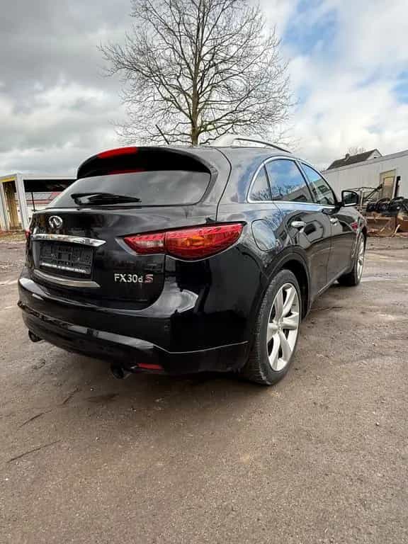 Infiniti FX 30d GT S Premium 03/2013-photo-3