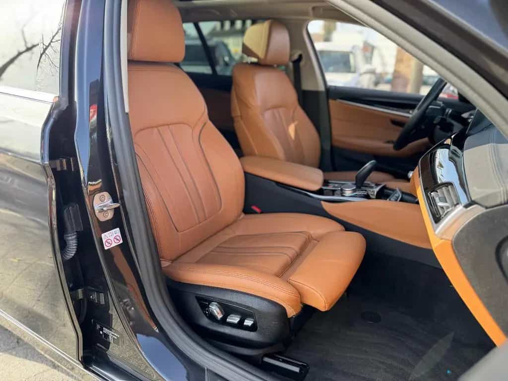 BMW 530 5 Touring 530 i Luxury Line 01/2019-photo-18