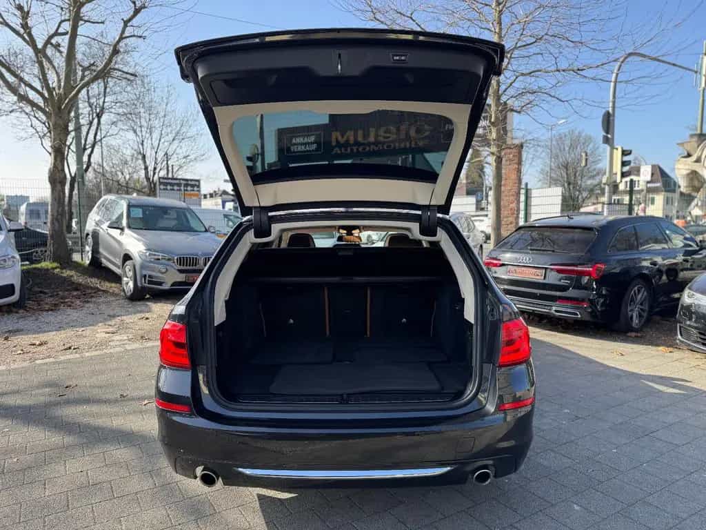 BMW 530 5 Touring 530 i Luxury Line 01/2019-photo-24