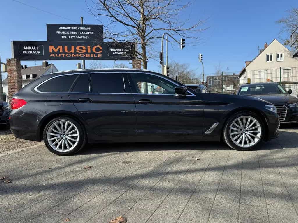 BMW 530 5 Touring 530 i Luxury Line 01/2019-photo-4