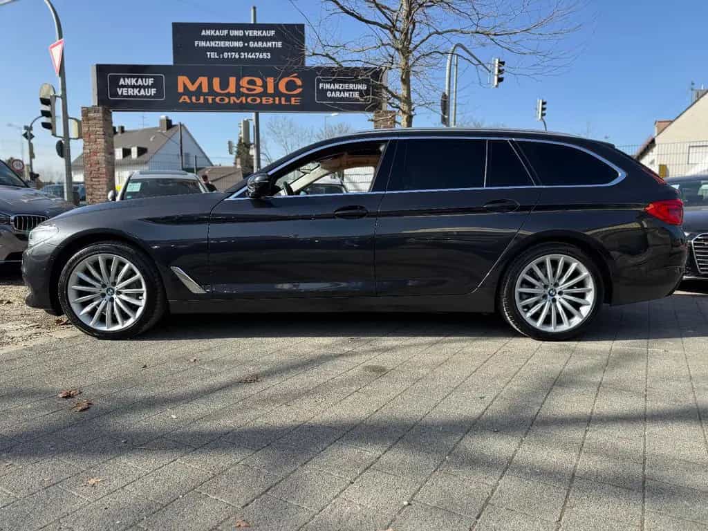 BMW 530 5 Touring 530 i Luxury Line 01/2019-photo-5