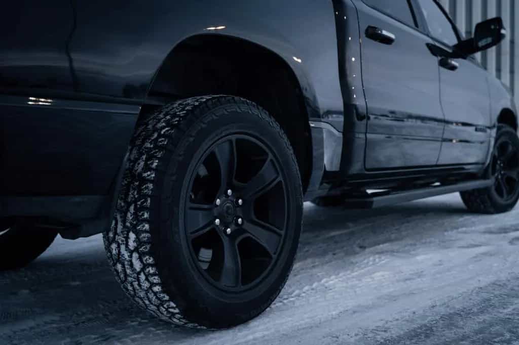 Dodge RAM 5,7 Hemi, 4x4, Leder,BLIS,SHZ, Fernstart 07/2021-photo-31