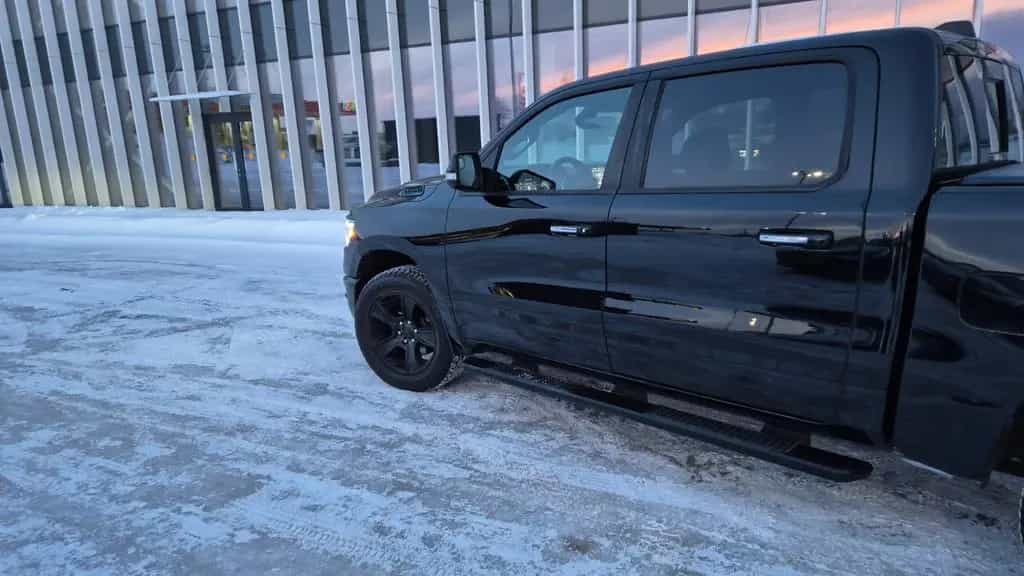 Dodge RAM 5,7 Hemi, 4x4, Leder,BLIS,SHZ, Fernstart 07/2021-photo-39