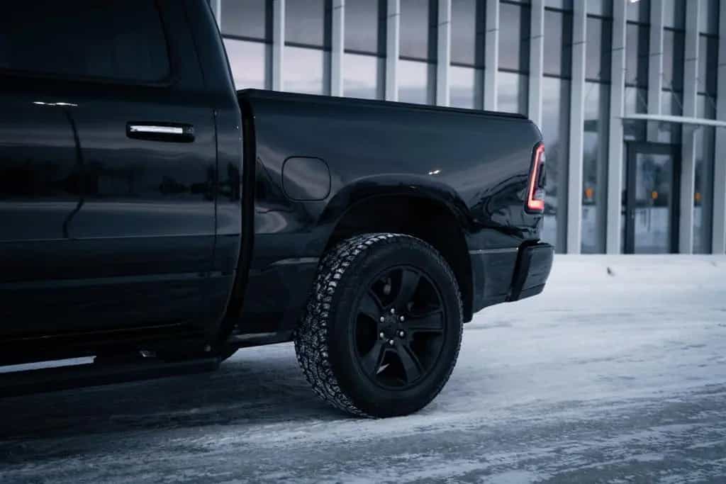 Dodge RAM 5,7 Hemi, 4x4, Leder,BLIS,SHZ, Fernstart 07/2021-photo-42