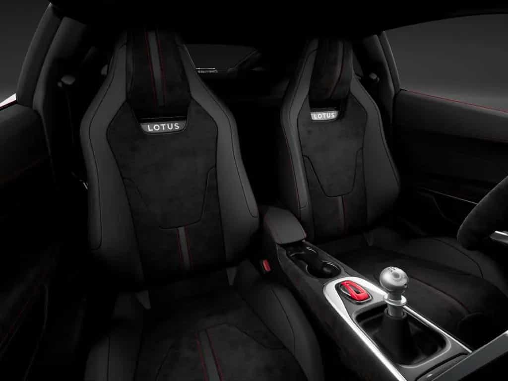 Lotus Emira V6 SE Magma Red - by LOTUS HAESE null-photo-3