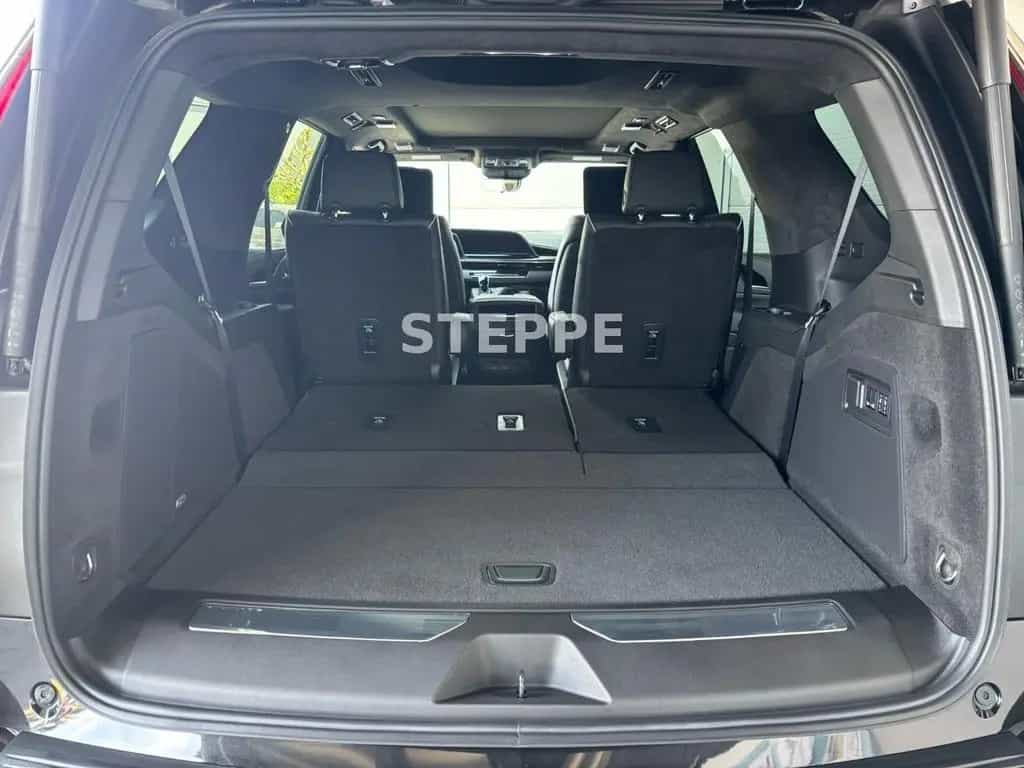 Cadillac Escalade V-Series 6.2 V8 Supercharged AWD 01/2026-photo-11