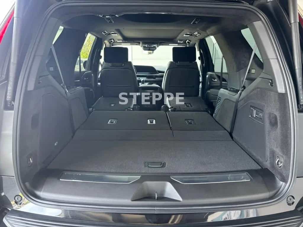 Cadillac Escalade V-Series 6.2 V8 Supercharged AWD 01/2026-photo-12