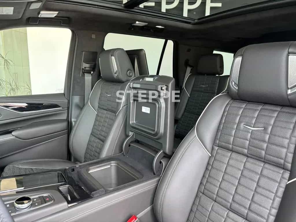 Cadillac Escalade V-Series 6.2 V8 Supercharged AWD 01/2026-photo-25
