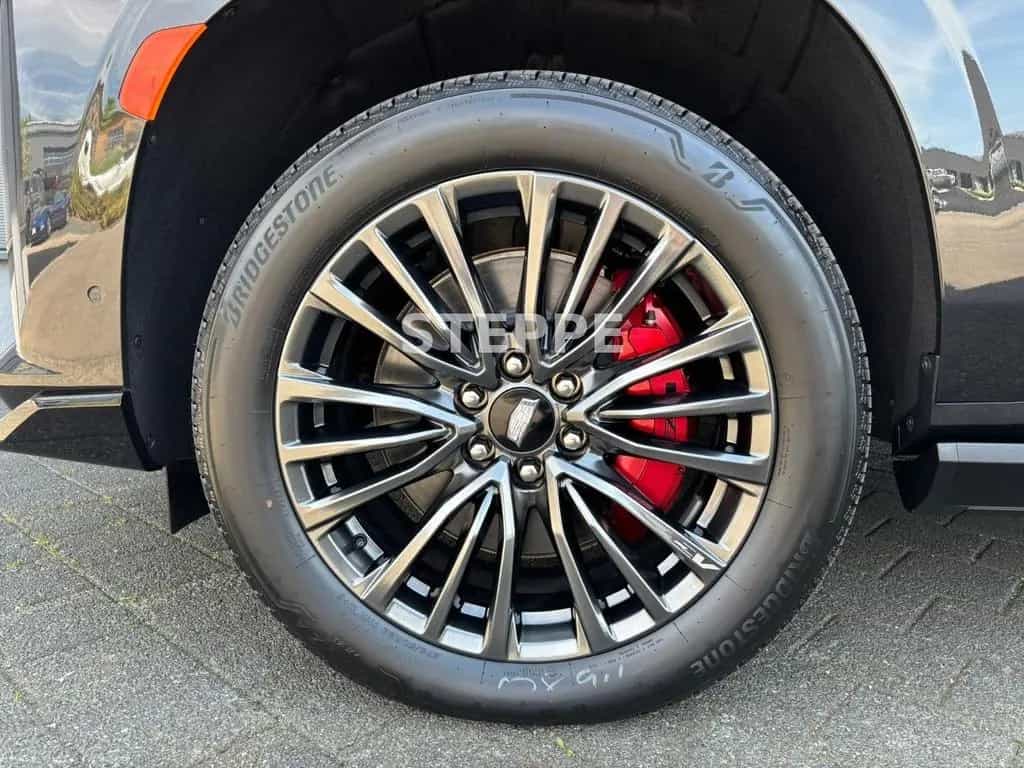 Cadillac Escalade V-Series 6.2 V8 Supercharged AWD 01/2026-photo-26