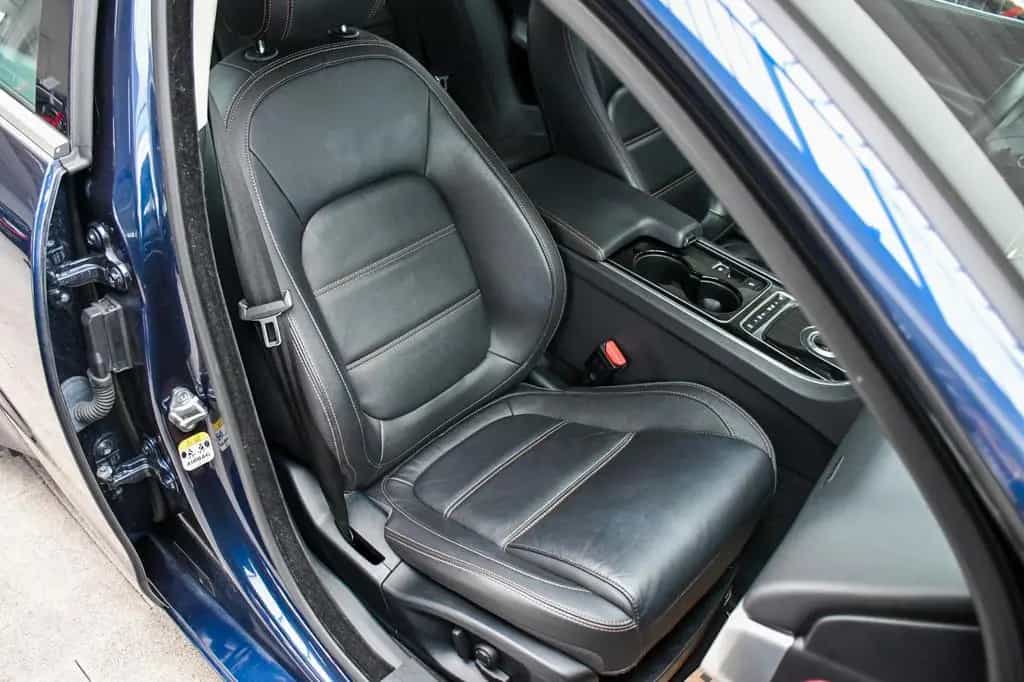 Jaguar XE Prestige Navi Bluetooth Shz Komfort-P. 75tkm! 06/2016-photo-10