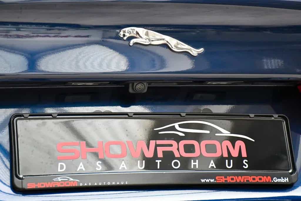 Jaguar XE Prestige Navi Bluetooth Shz Komfort-P. 75tkm! 06/2016-photo-34