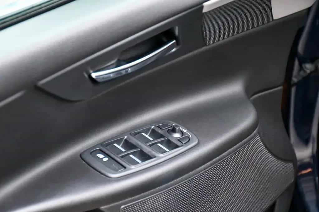 Jaguar XE Prestige Navi Bluetooth Shz Komfort-P. 75tkm! 06/2016-photo-7
