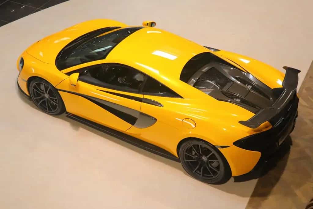 McLaren 570S - Carbon - Lift - B&W - Camera 04/2017-photo-24
