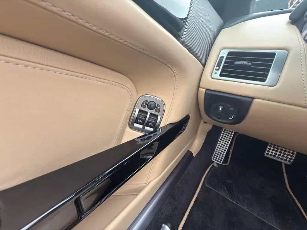 Aston Martin DB9 Cabriolet 6.0 V12*Navi*Xenon*Sportsitze*PDC* 04/2010-photo-16