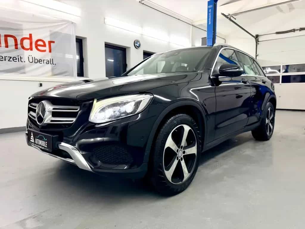 Mercedes-Benz GLC-Class 250d 4Matic*Pano*AHK*Memory Sitze 03/2016-photo-2