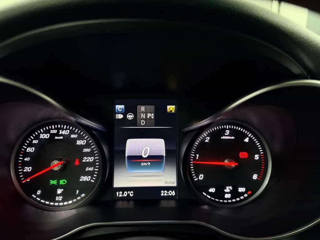 Mercedes-Benz GLC-Class 250d 4Matic*Pano*AHK*Memory Sitze 03/2016-photo-24