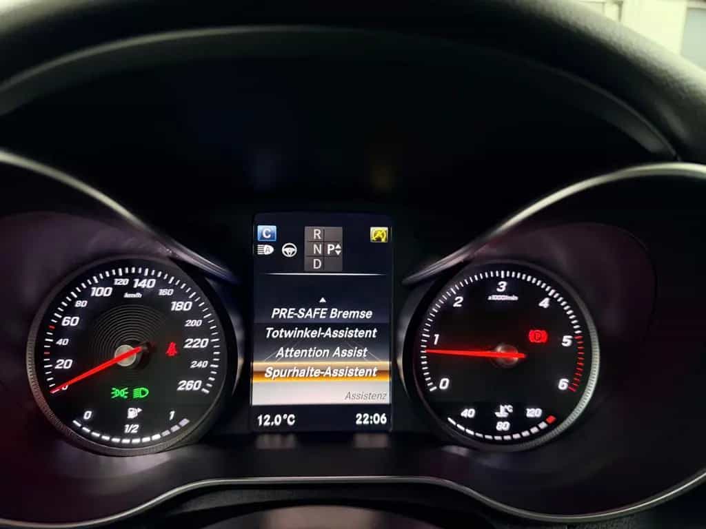 Mercedes-Benz GLC-Class 250d 4Matic*Pano*AHK*Memory Sitze 03/2016-photo-27