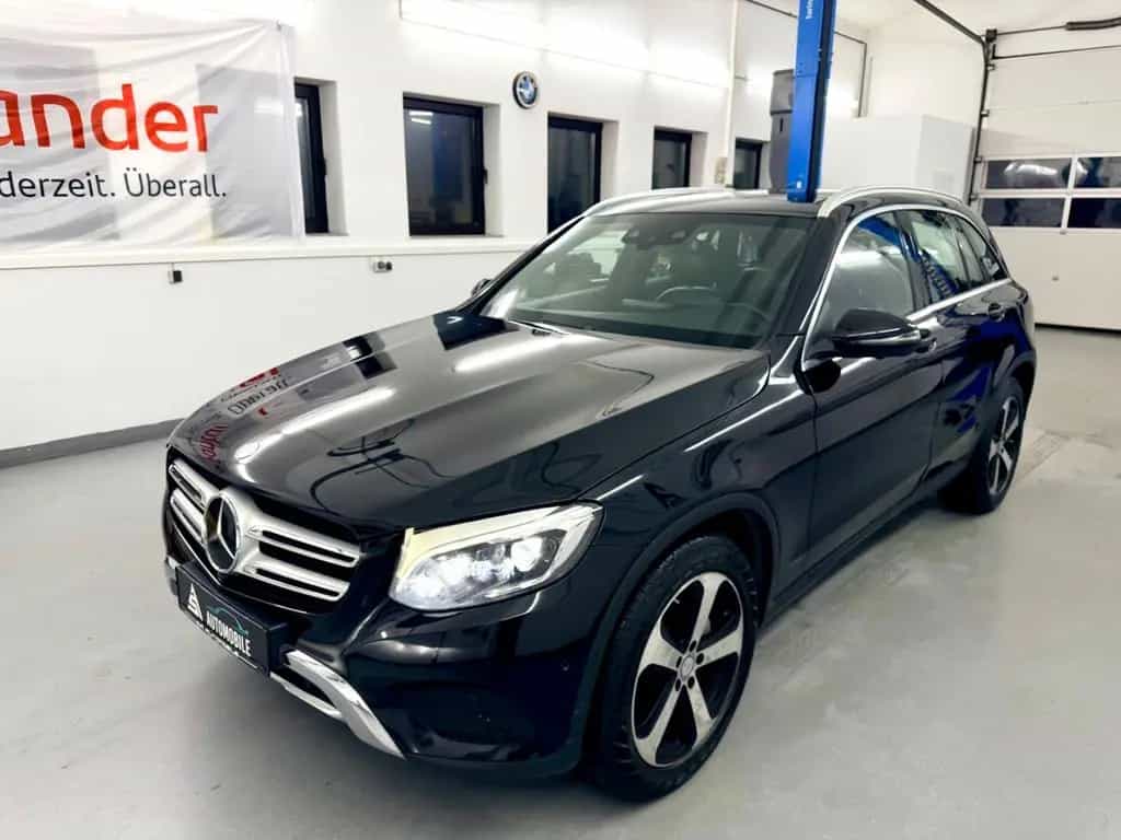 Mercedes-Benz GLC-Class 250d 4Matic*Pano*AHK*Memory Sitze 03/2016-photo-3