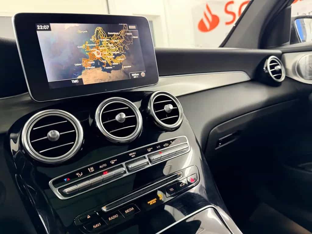 Mercedes-Benz GLC-Class 250d 4Matic*Pano*AHK*Memory Sitze 03/2016-photo-30