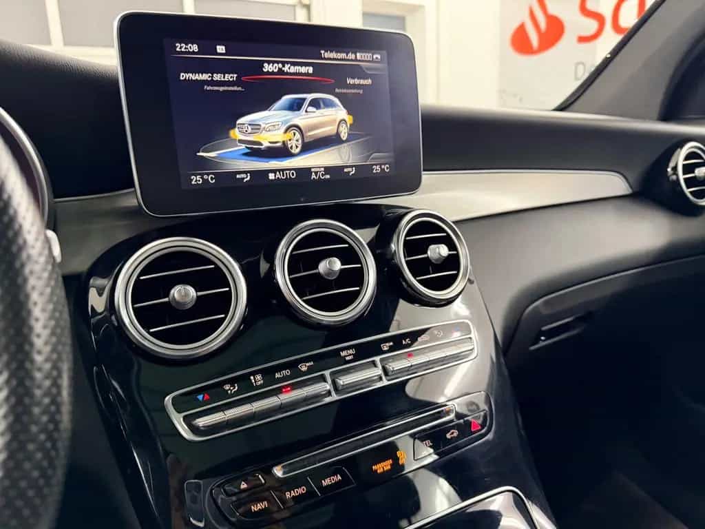 Mercedes-Benz GLC-Class 250d 4Matic*Pano*AHK*Memory Sitze 03/2016-photo-32