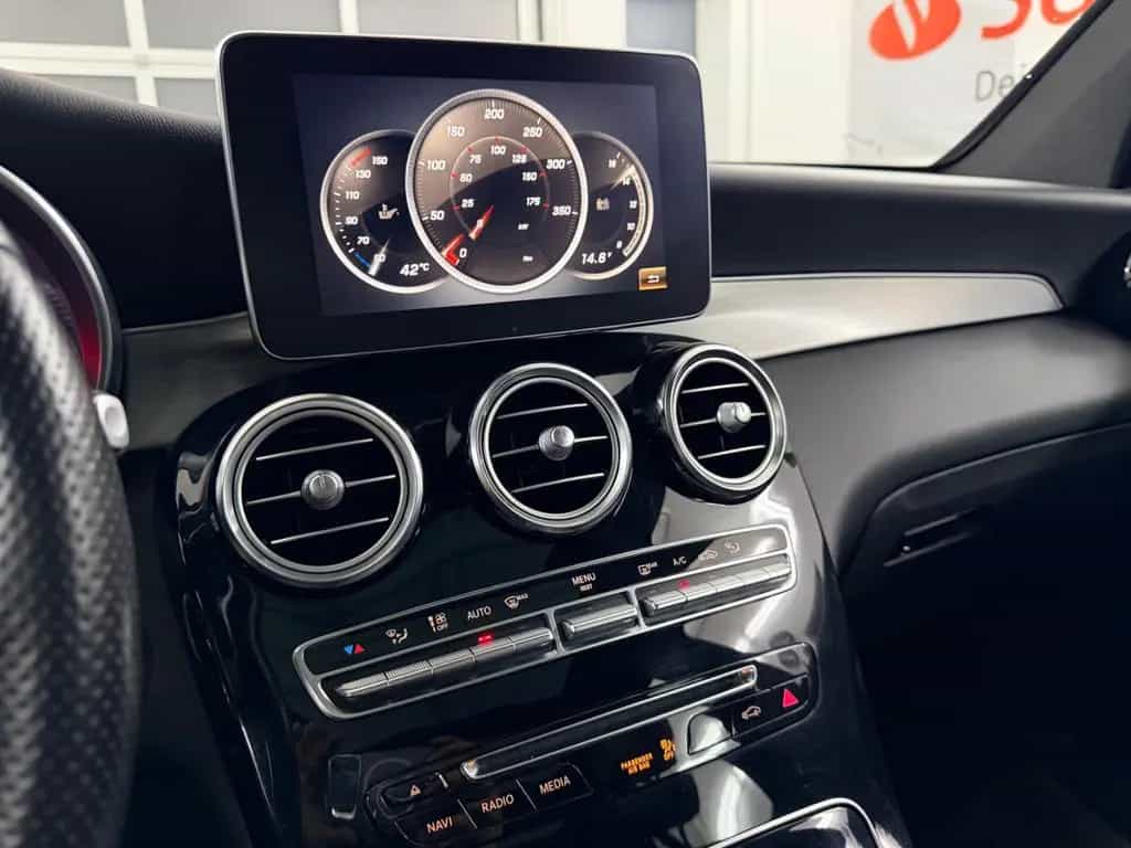 Mercedes-Benz GLC-Class 250d 4Matic*Pano*AHK*Memory Sitze 03/2016-photo-35