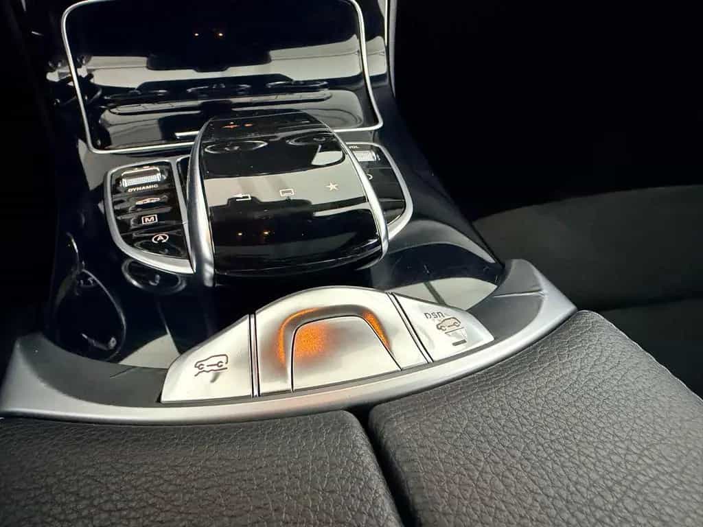 Mercedes-Benz GLC-Class 250d 4Matic*Pano*AHK*Memory Sitze 03/2016-photo-38