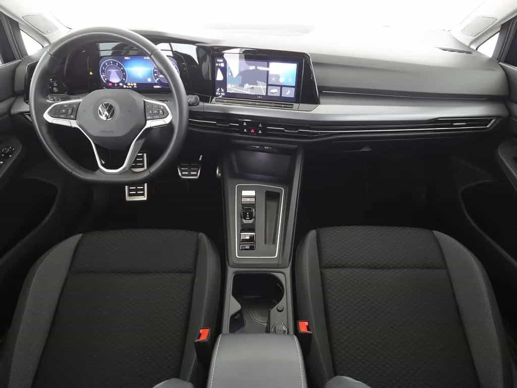 Volkswagen Golf VIII 1.5 eTSI Active LED Navi Head-up Pano 12/2022-photo-11