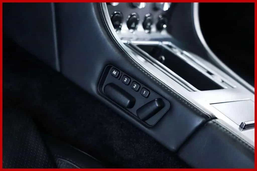 Aston Martin DB9 **Coupé Touchtronic 05/2008-photo-9