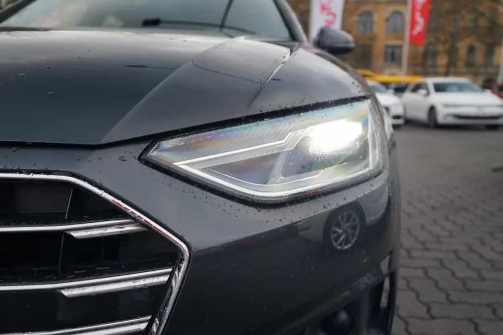Audi A4 Avant 40 2.0 TDI advanced LED Navi ACC Kamera 03/2021-photo-31