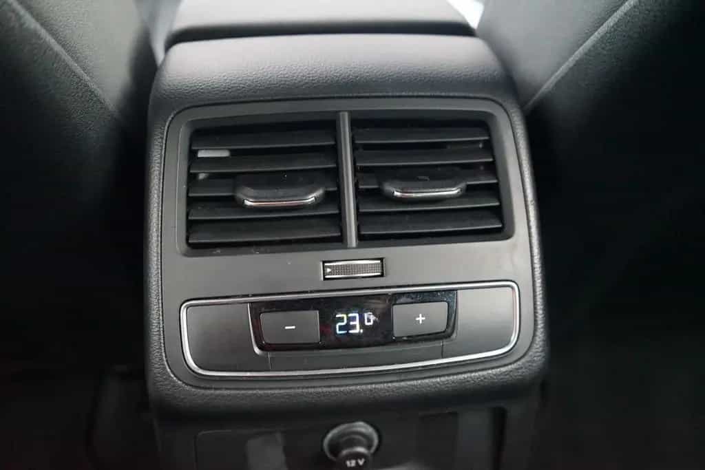 Audi A4 Avant 40 2.0 TDI advanced LED Navi ACC Kamera 03/2021-photo-8