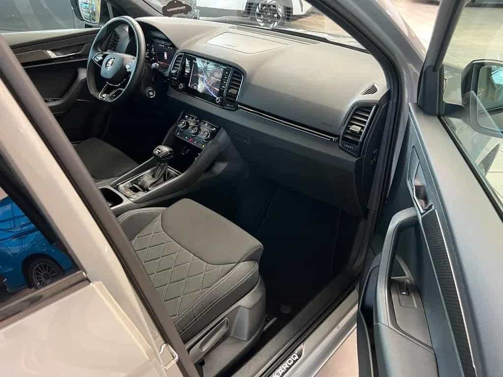 Skoda Karoq 2.0 TSI Sportline 4x4|AHK|KAMERA|ACC 11/2023-photo-16