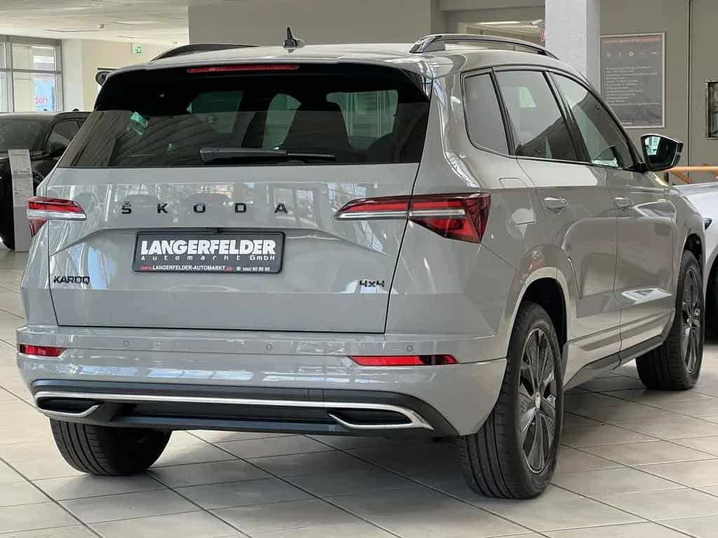 Skoda Karoq 2.0 TSI Sportline 4x4|AHK|KAMERA|ACC 11/2023-photo-2