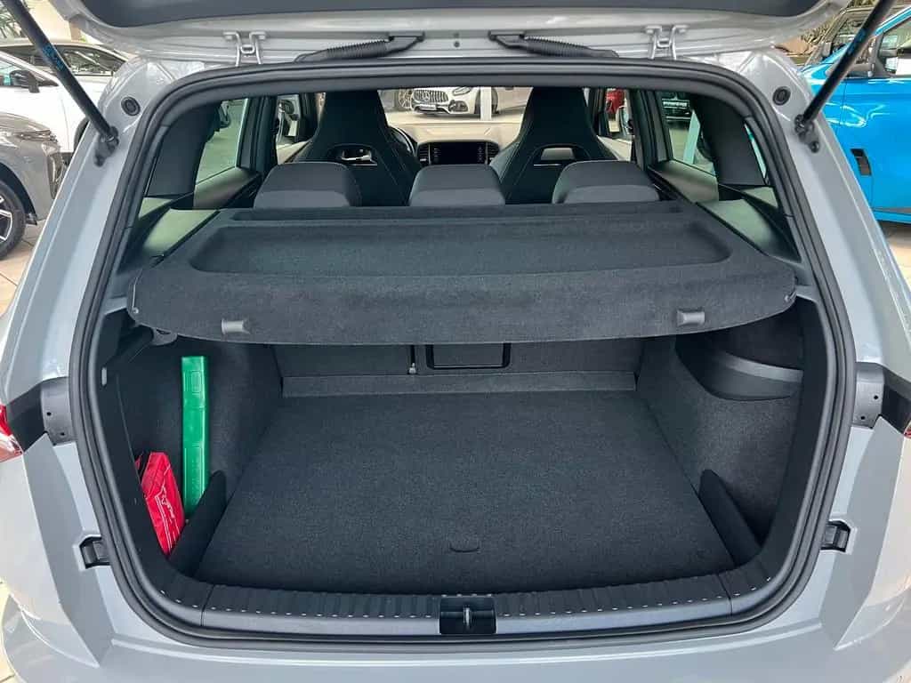 Skoda Karoq 2.0 TSI Sportline 4x4|AHK|KAMERA|ACC 11/2023-photo-4