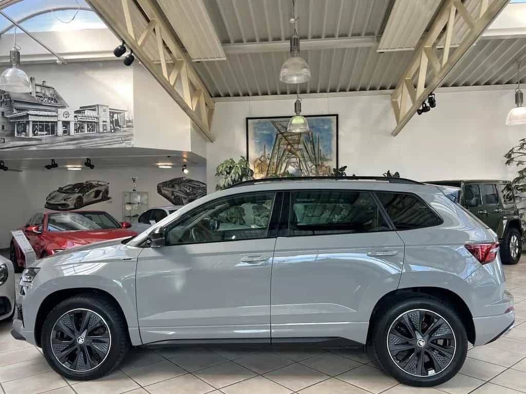 Skoda Karoq 2.0 TSI Sportline 4x4|AHK|KAMERA|ACC 11/2023-photo-6